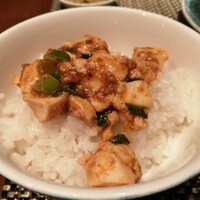 華都飯店 OsakaMetro本町ビル店 - ドーン♪