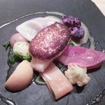 ケザコ - 青ハタのポワレ　味噌を塗って里芋のピュレをサラマンドルで　青ハタのフュメのバニラ風味レモンビネガーソース