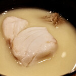 日本料理 孝 - お椀 白味噌でほっこり