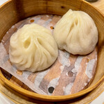 かつぎや - 今日は焼売じゃなくて小籠包にしてみました