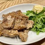 かつぎや - 大定番のおつまみ排骨です　これを食べないとこの店に来た気がしない