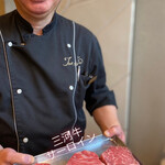 トゥ・ラ・ジョア イズム - 