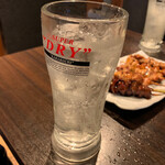 やきとり家すみれ - レモンサワー  220円