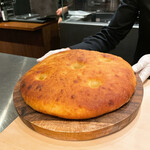 イル アオヤマ - フォカッチャ