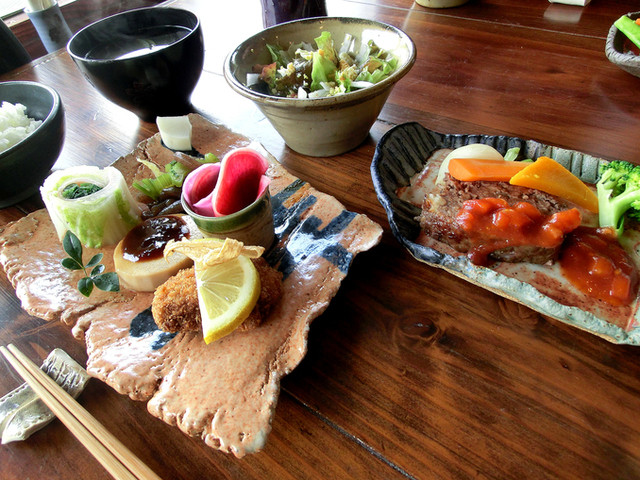 ヒュッテ 児島 カフェ 食べログ