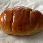 イソップベーカリー - 塩パン（108円）