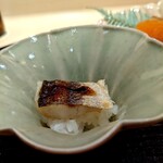 新ばし 星野 - カマスのほっくりした焼きあがりに、一塩の旨み。見るからに美味で、やっぱり美味。