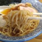 中華そば 笑歩 - 中細の全粒粉入りストレート麺