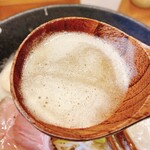 メンヤ モクモク - MOKUMOKU泡立ら〜めん(しょうゆ)、スープリフト！