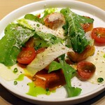 ITAEWON BOWLS & WINE - 