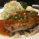 マーシュ亭 - ポーク厚切りステーキ