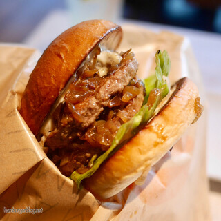 UMAMI BURGER_0