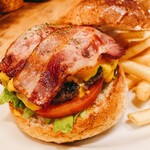 GRILL BURGER CLUB SASA - 