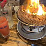 炭火焼肉 昭和ホルモン - ファイヤーな絵図