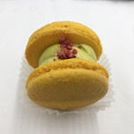 Macaron Cherie - 