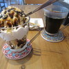 Suwa Ha-Moni Kafe - バナナチョコパフェ(スモール)とブレンドコーヒー