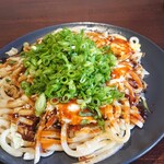 お好み焼き てっぱん酒場 かわせみ - 肉玉うどん