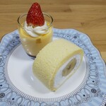 銀座ウエスト - プリン&バナナロールケーキ