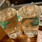 Kaniya - 日本酒は コップでの提供 ♪  なみなみと 注がれます (◍ ´꒳` ◍)b