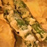 季節料理 よし野 - 天ぷら（シシトウ）