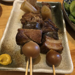 Sakaba Kadono Uguisu - 角煮串だったかな。かなりこのおでん串美味い