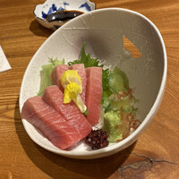 鰻う おか冨士 - 中トロ刺身¥2.200