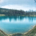 ビトウィーン ザ ブレッド - 