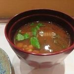 なだ万 - 赤出汁