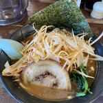一品堂 - A : ねぎ味噌らーめん913円(通常の辛味有りver.)