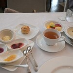 カフェアロンジ - 