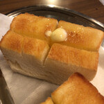 Onri - 厚焼きトースト