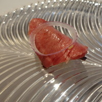 カセント - コンソメで煮た蕪の牛タン巻き
