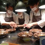 セララバアド - シェフとスタッフ