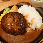 Bisutoromaruchiootemachiten - 牛肉100％ハンバーグステーキ