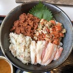 お食事処 梅渓 - 「セコガニ丼」(2860円)