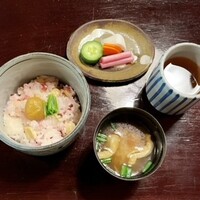 黒茶屋 - 蓮の実のごはんで、初めていただきました。