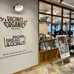 RACINES ORGANIC - ホワイト基調のお洒落な店
