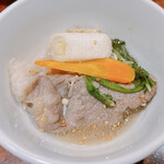 焼肉 スタミナ苑 - サーロインの寄せ鍋