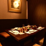 地鶏 安東 - テーブル席０番２名〜５名まで