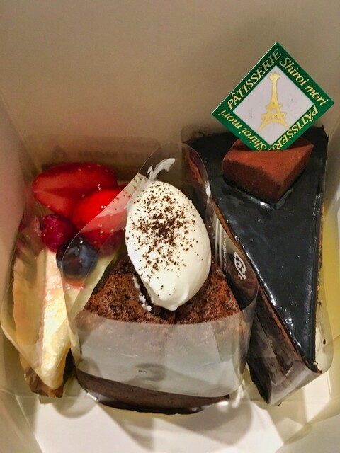 白い森 十和田店 - 十和田市（ケーキ）の写真