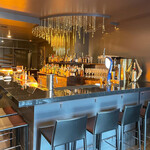 R1 TOKYO Bar&Restaurant - 