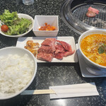 Yakiniku Suehiro Kan - 