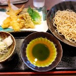 Soba Dokoro Totsukiya - 