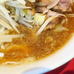 ラーメン二郎 - スープ