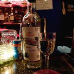 スモーレスト・バー  - Ejidal（エヒダール）レポサド。アガベ100％の割に、お求め安い価格とのこと