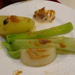 ビストロ茶葉蘭 - じゃが芋とセロリと蕪