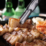 小さな韓国 あぷろ - 料理写真:サムギョプサル