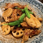 中華食堂 チリレンゲ - 黒酢の酢豚