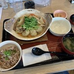 大戸屋 - 熟成黒しょうがと鶏つくねの和風土鍋とごぼう生姜の混ぜご飯定食【2021.12】