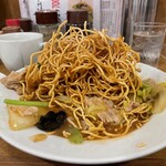 南海飯店 - かたい焼ソバの麺